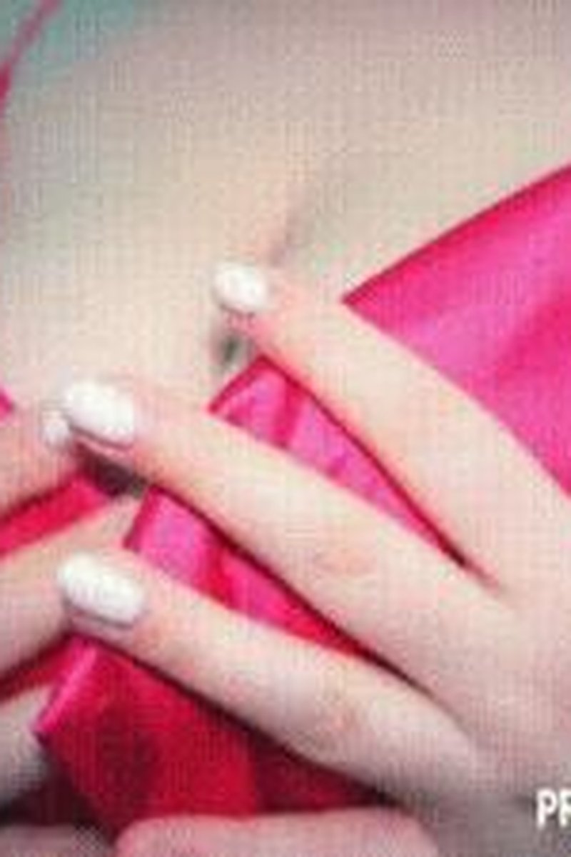 Cleavage Tease - Screenshot 1 of 4 - Big Tits