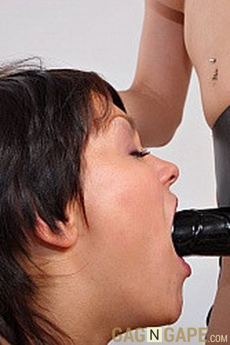 Viola - Screenshot 1 of 4 - Anal