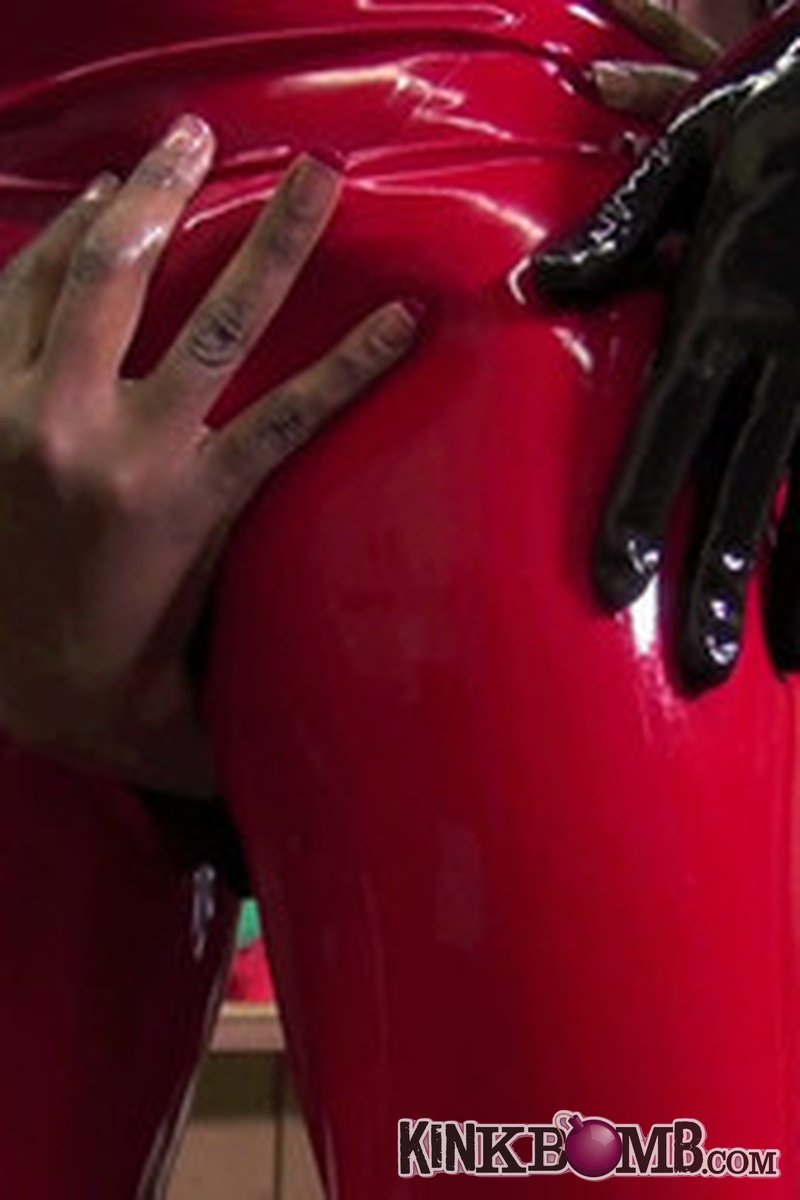 Mistress Ava Black: the Red Rubber Slave - Part Two Mobile M4 v Format - Screenshot 1 of 4 - Costume