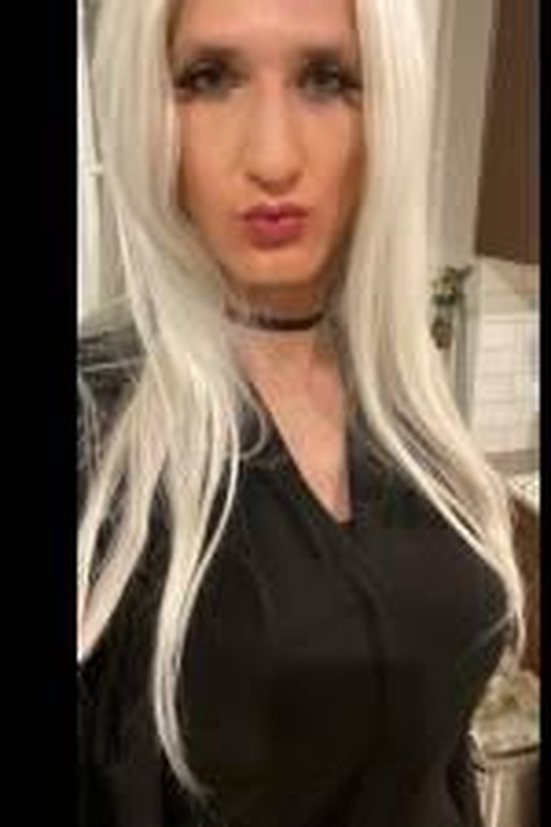 Transgender Bailey Wilde - Screenshot 1 of 4 - Cross Dressing
