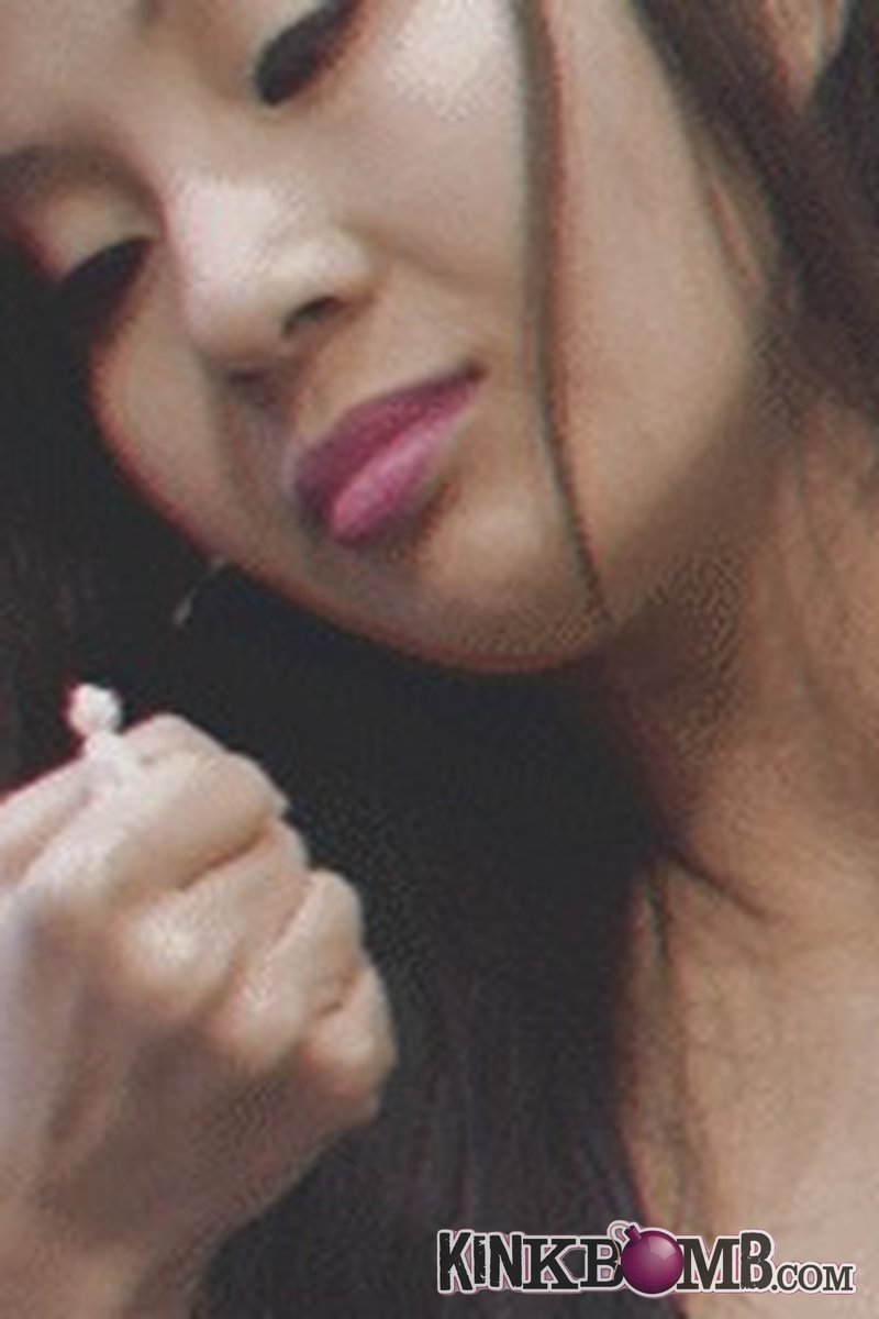 Python Ladies: Punishment - Screenshot 1 of 4 - Asian