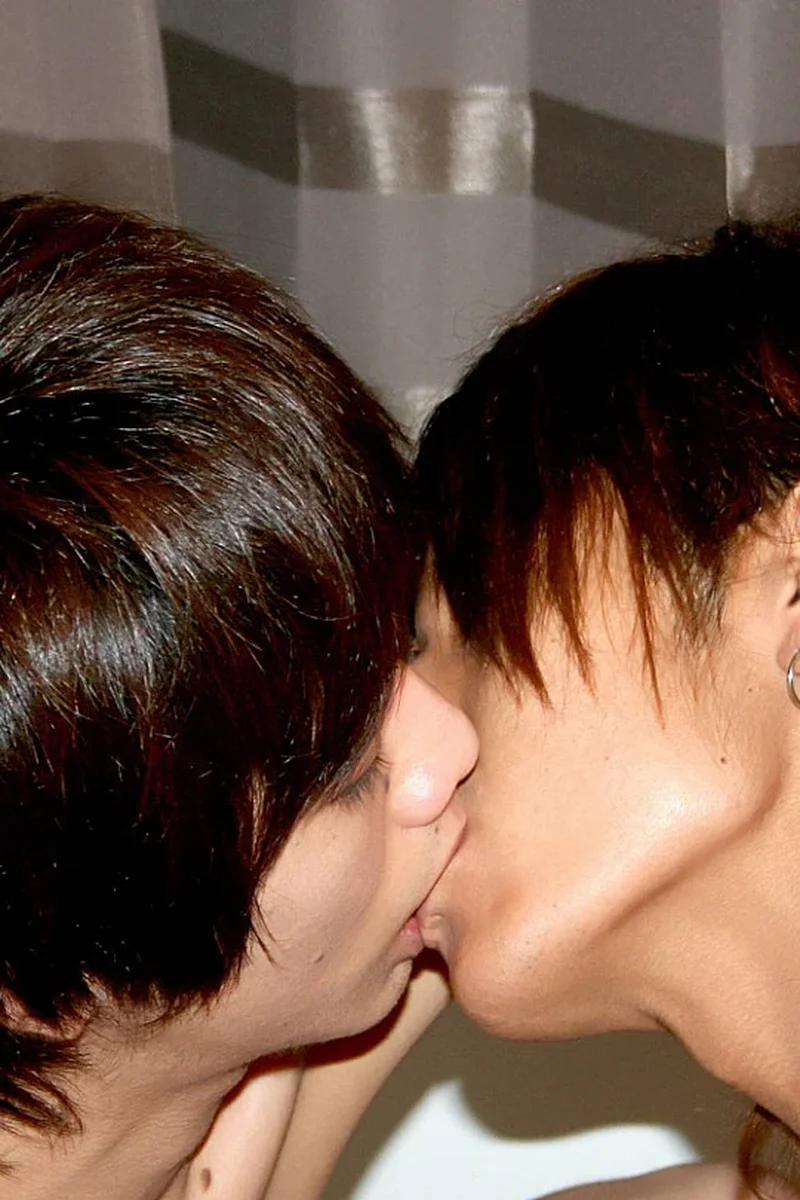 Yuki's First Gay Fuck - Screenshot 1 of 4 - Anal