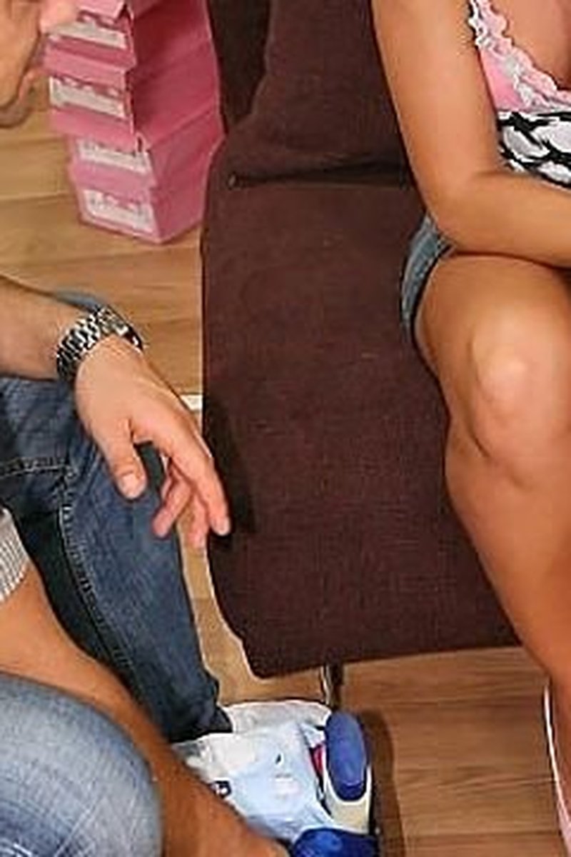 Foxy Roxy - Screenshot 1 of 4 - All Sex