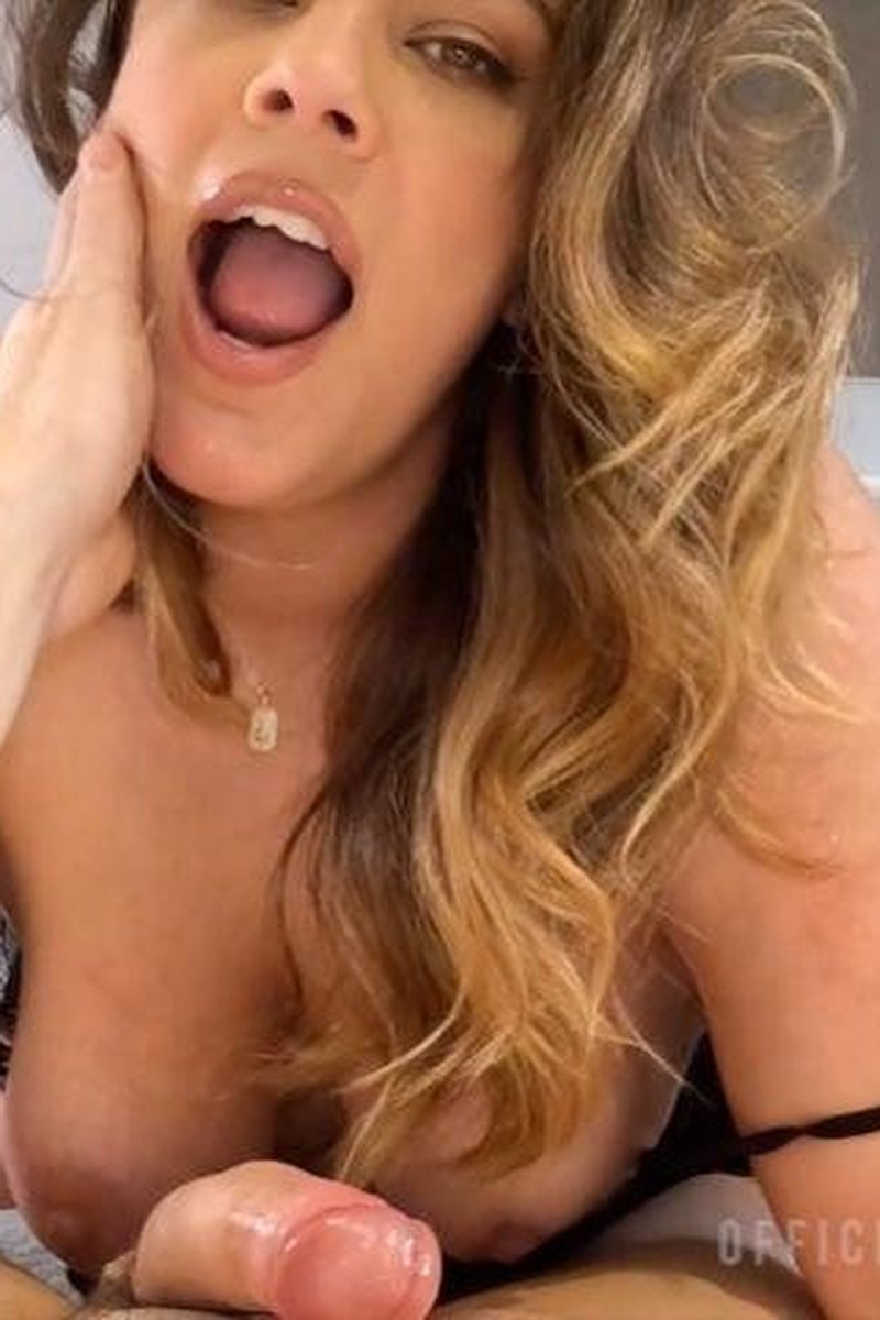 Virtual Gfe - Screenshot 1 of 4 - All Sex