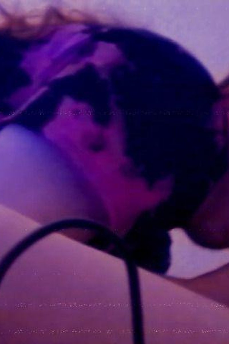 Sucking Non-Binary Cock - Screenshot 1 of 4 - Blowjob