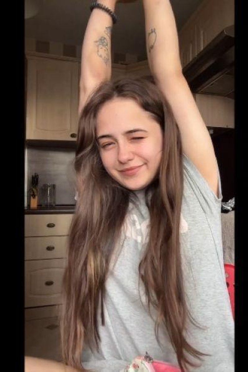 Make Up - Screenshot 1 of 4 - Makeup