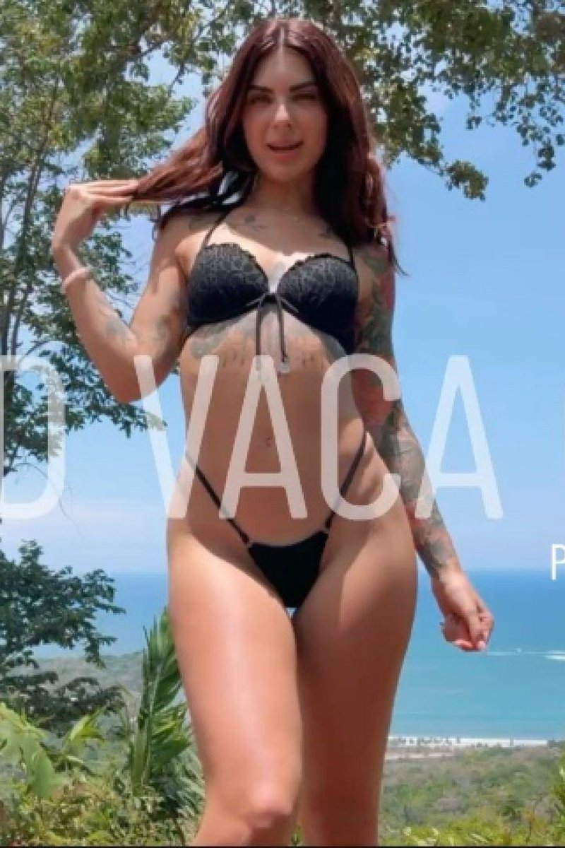 Locked Vaca Cuck - Screenshot 1 of 4 - Ass Worship