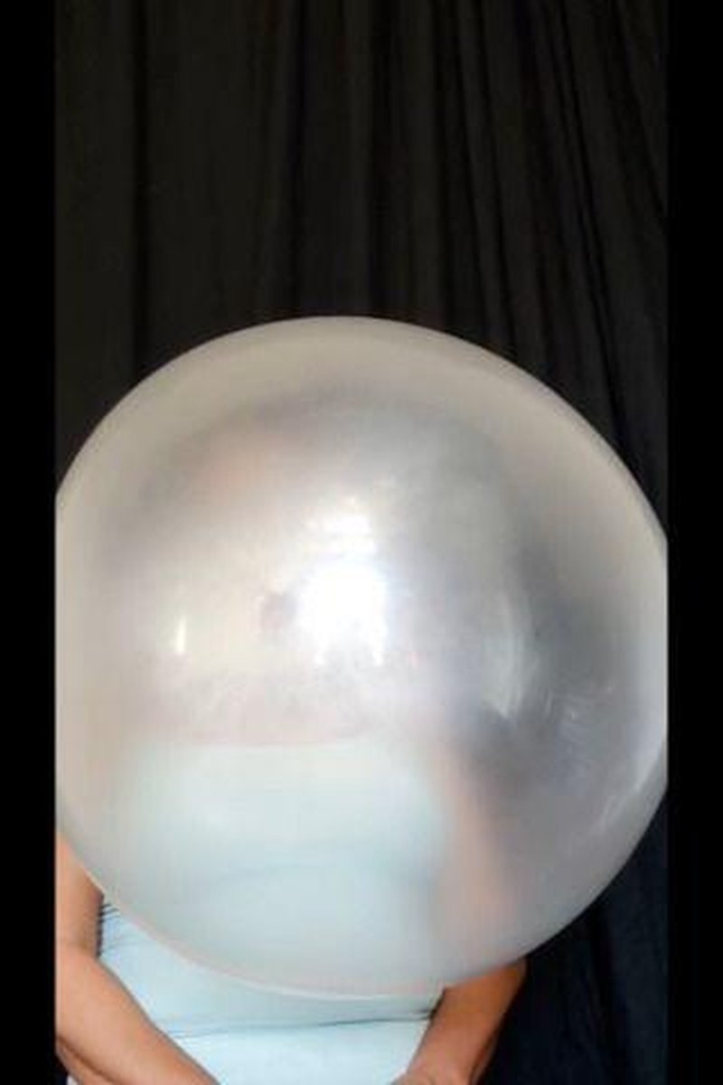 Persistent Boyfriend - Screenshot 1 of 4 - Bubble Gum