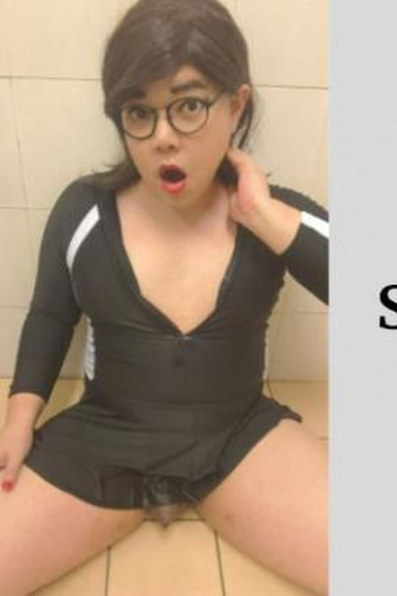 Swimming - Screenshot 1 of 4 - Asian