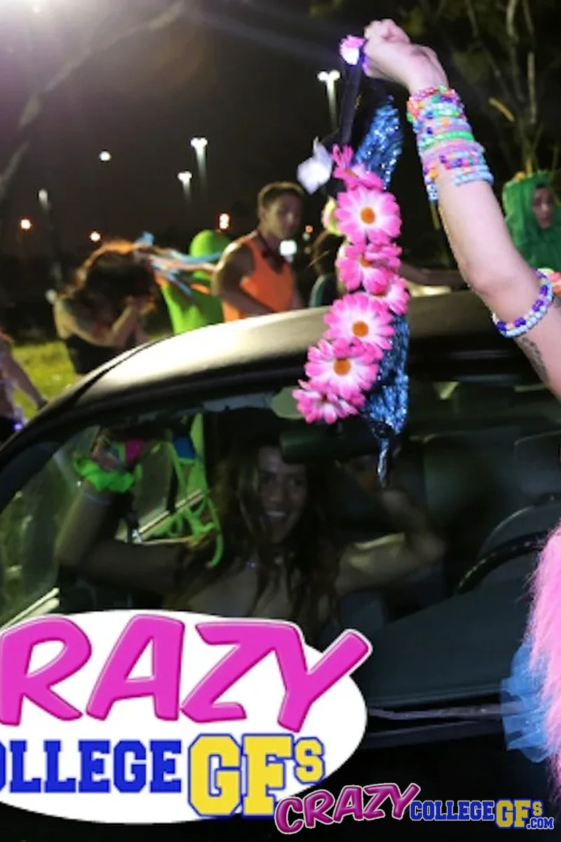 The Rave - Screenshot 1 of 4 - All Sex