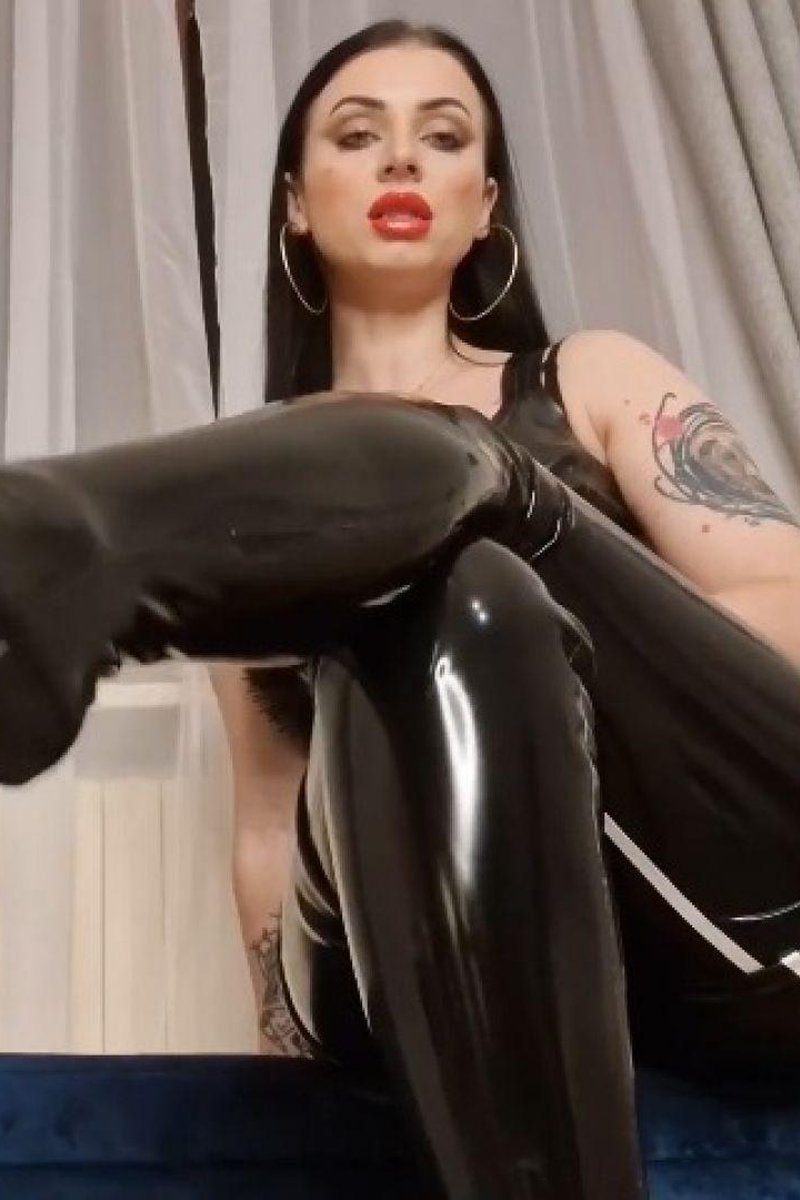 Vid Bundle - Screenshot 1 of 4 - Femdom