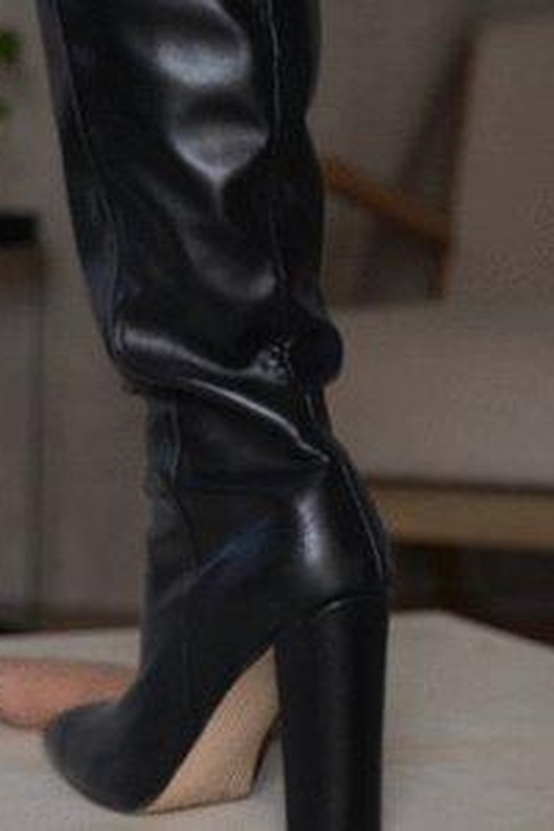 New Trample Table - Screenshot 1 of 4 - Ball Trample