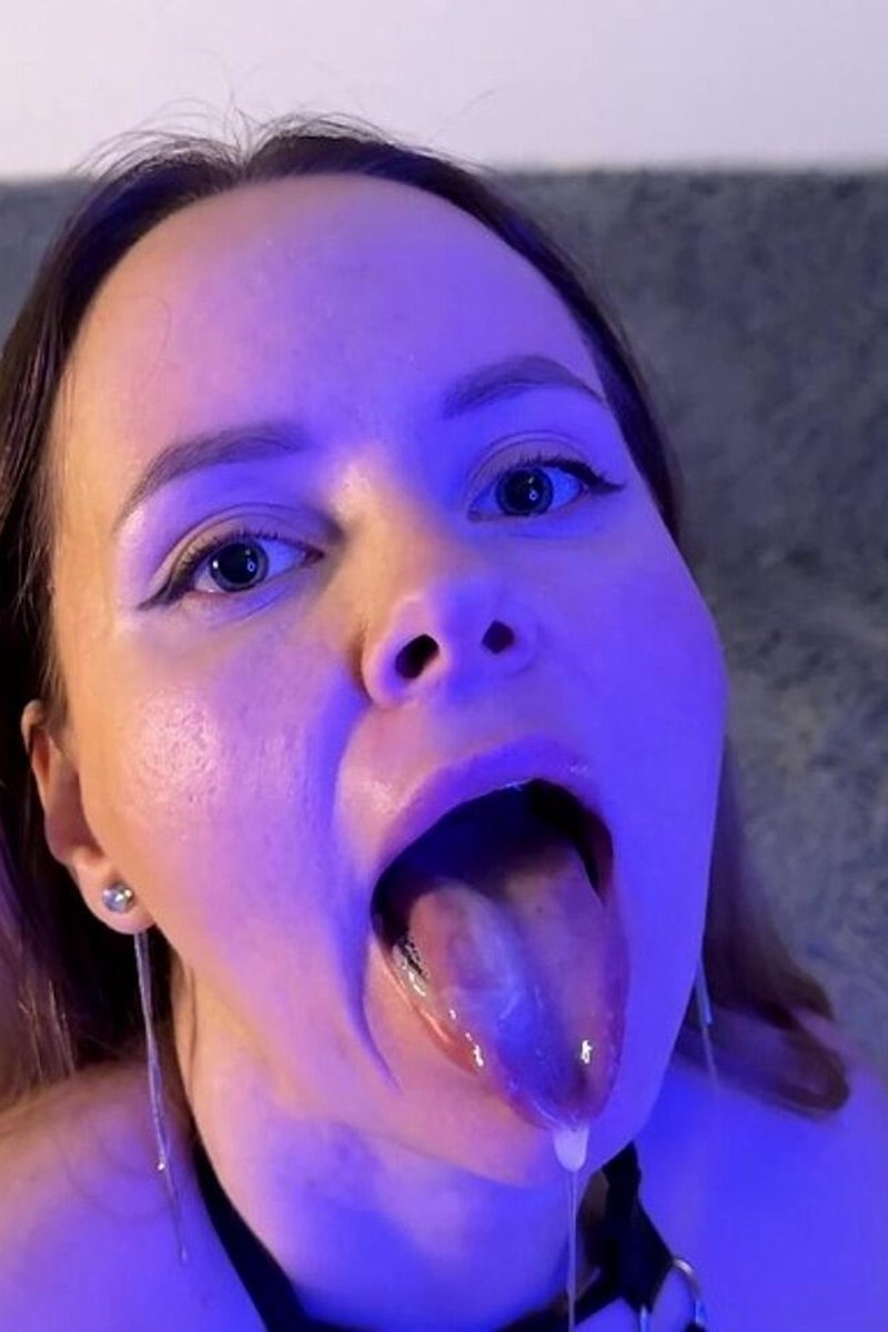 TP-russianmommy-beautiful-russian-girl-fucks-her-boyfriend-real-homemade