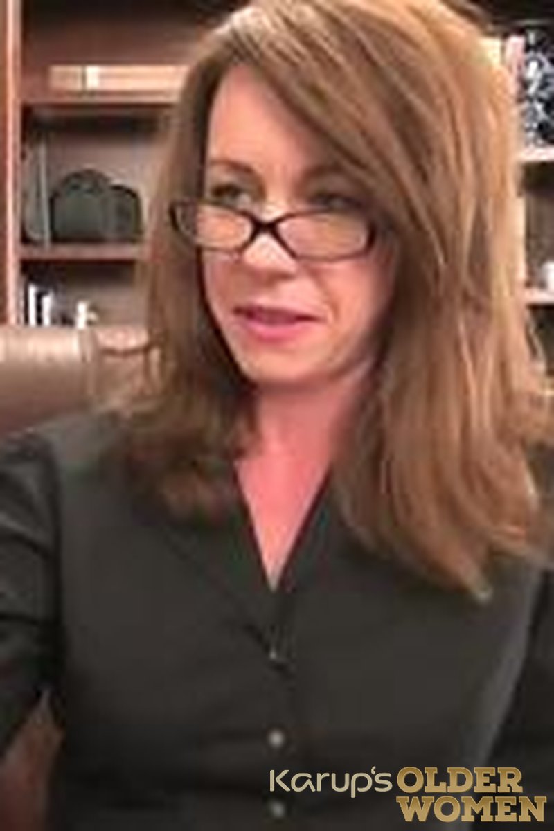 Joanie - Screenshot 1 of 4 - Joanie Bishop