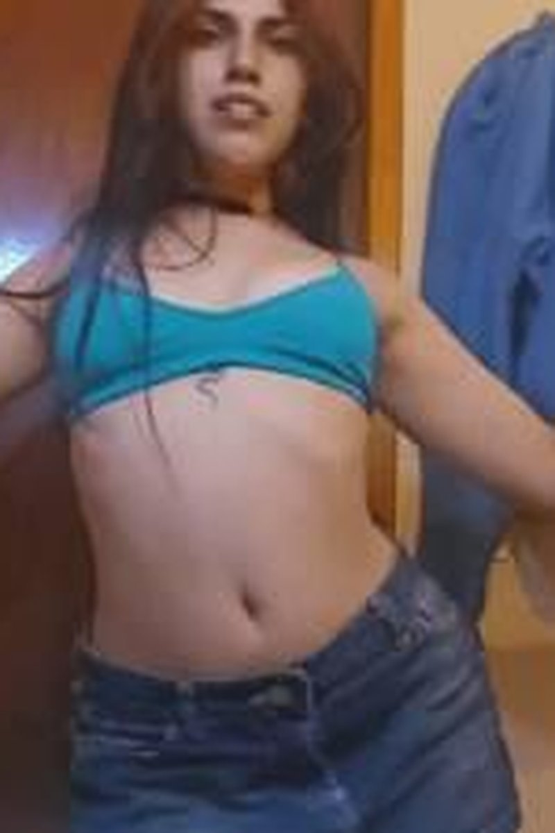 Belly Dancing Striptease - Screenshot 1 of 4 - Belly Fetish