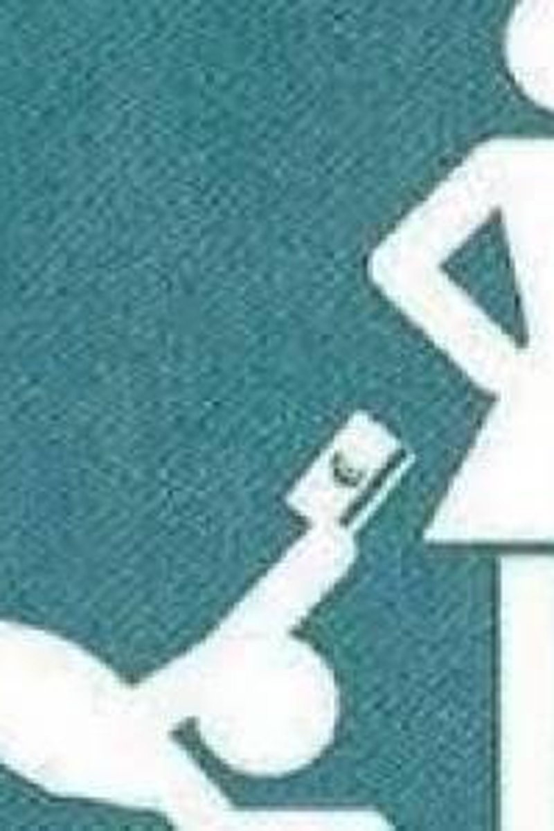 Bow Down Loser - Screenshot 1 of 4 - Findom