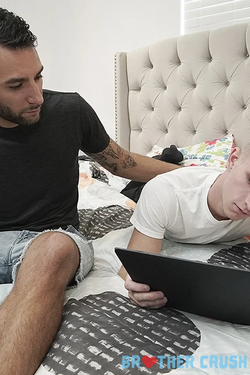 Role Model - Screenshot 1 of 4 - Brian Adams