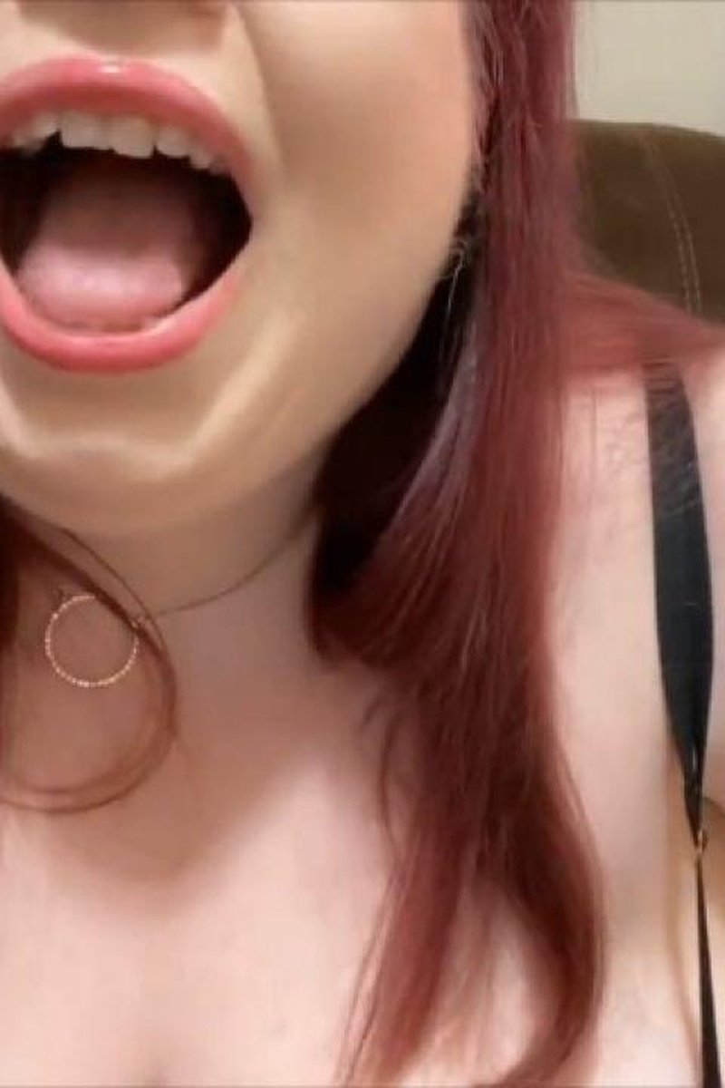 Snack Sized - Screenshot 1 of 4 - BBW