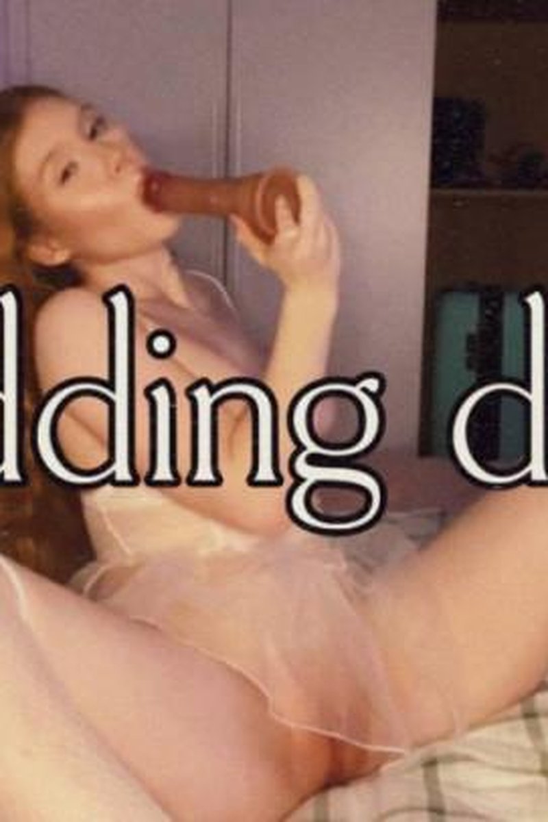Wedding Dress Fuck - Screenshot 1 of 4 - Bride