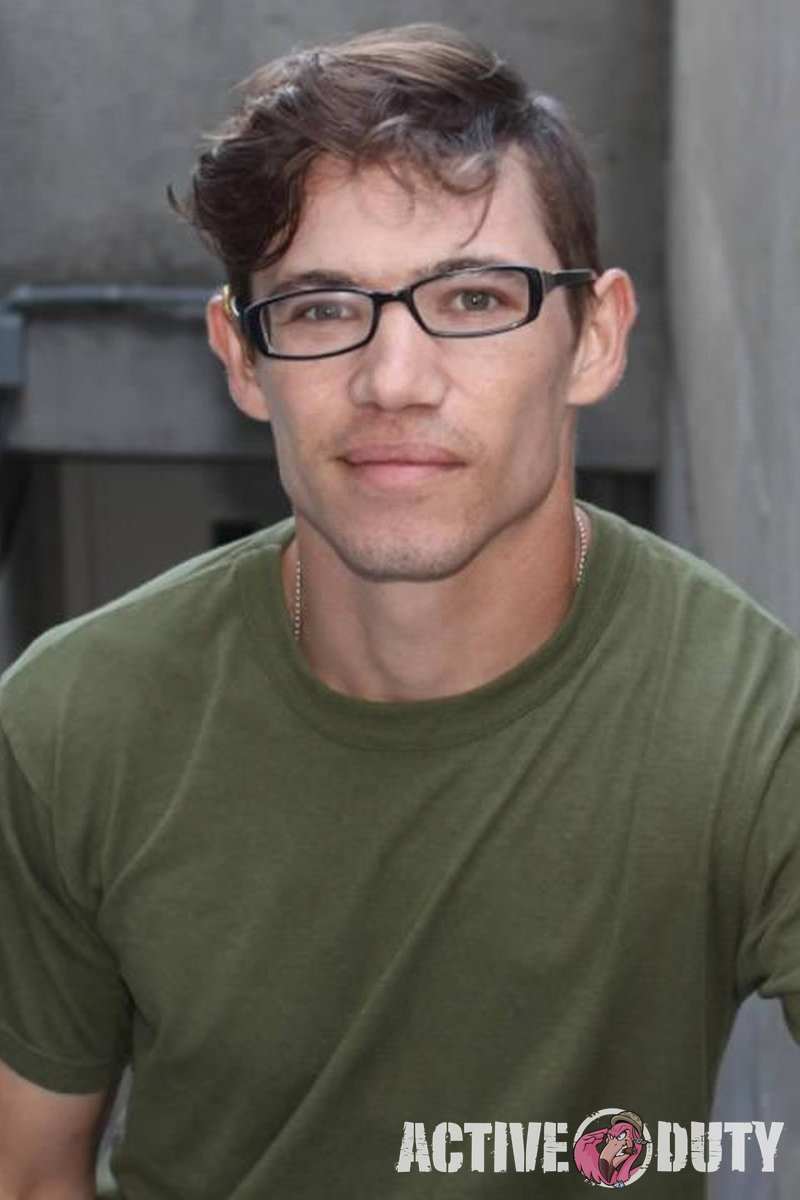 Bud - Screenshot 1 of 4 - Brown Hair