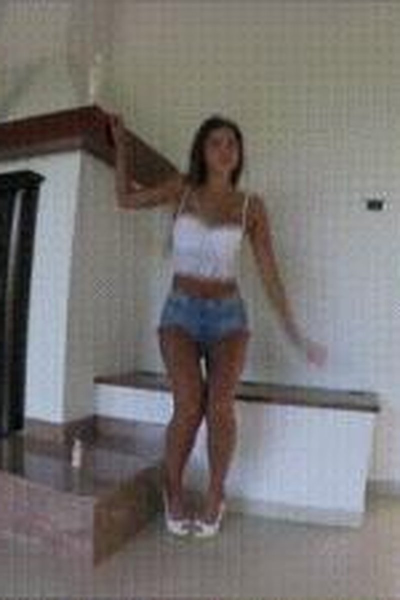 Melenamariarya Fountain Squirt - Screenshot 1 of 4 - Fingering