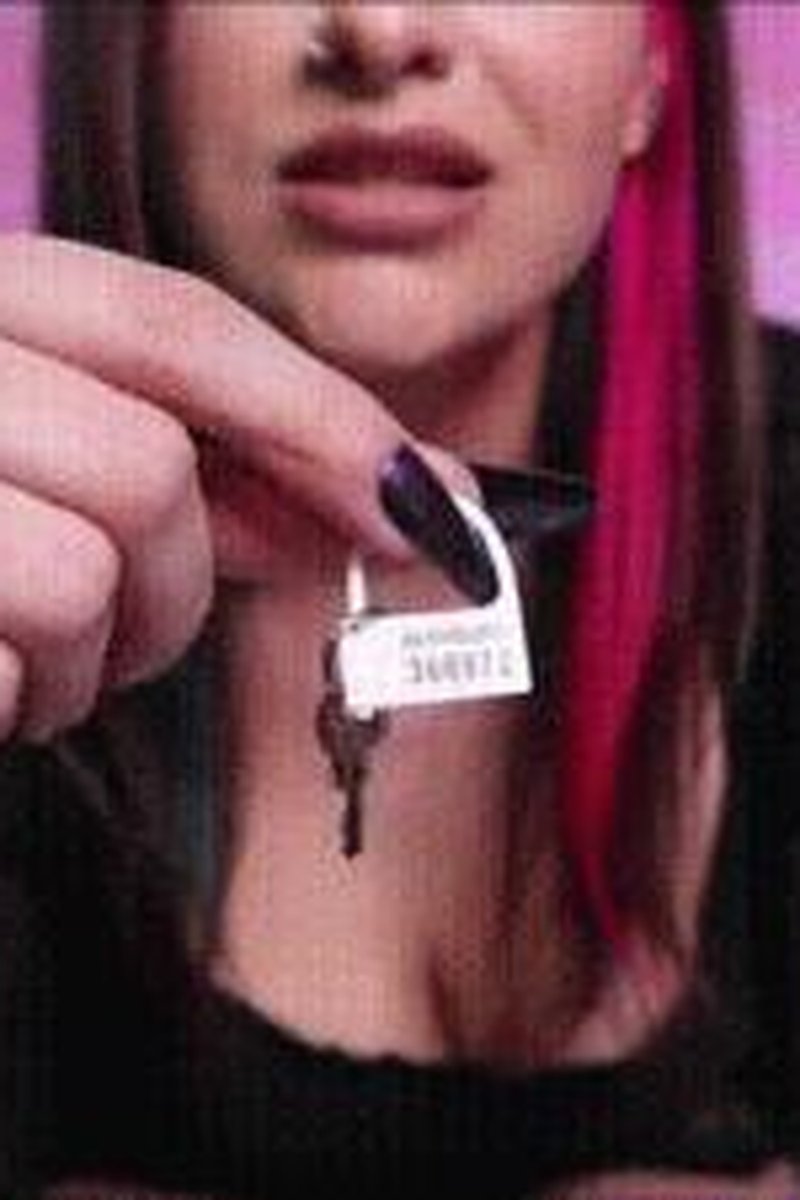 #368972 - Screenshot 1 of 4 - Bitch