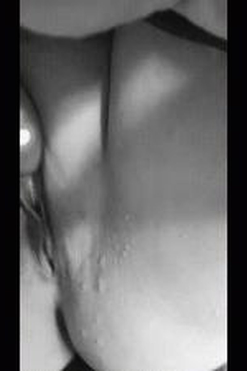 Squirting MILF - Screenshot 1 of 4 - Amateur