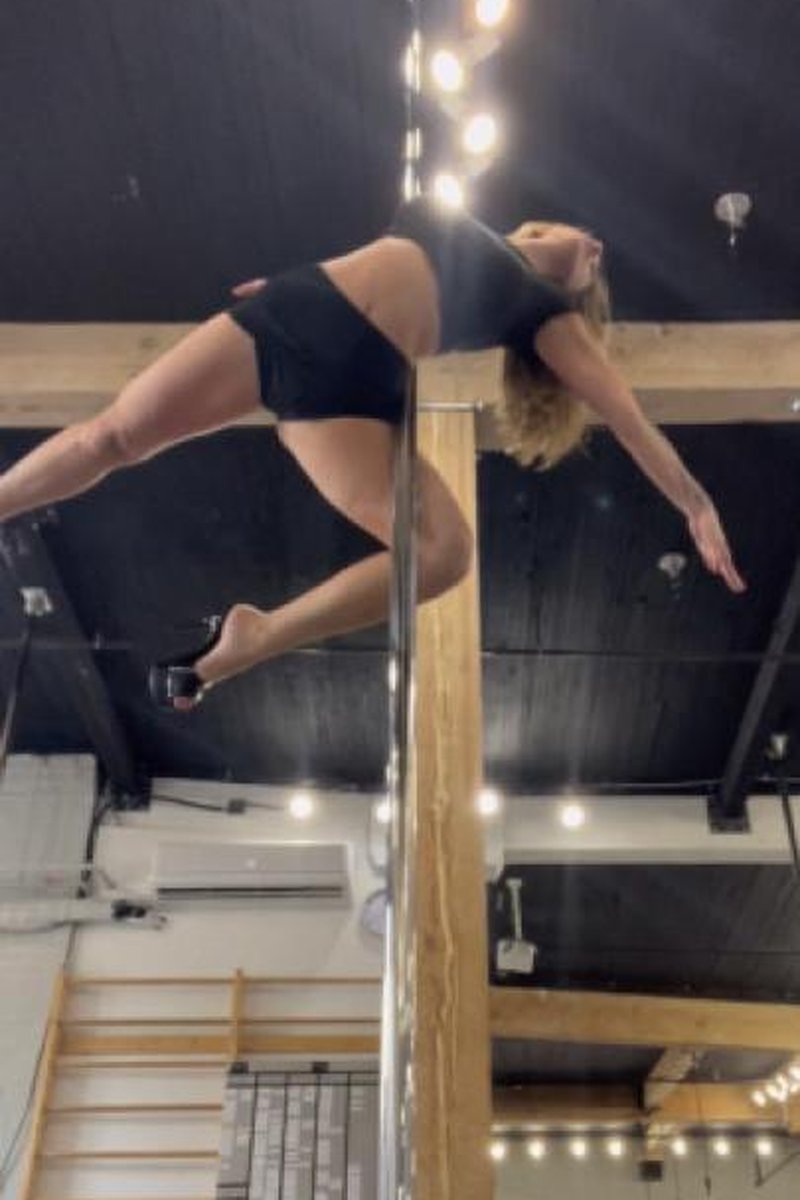 Exotic Dancer - Screenshot 1 of 4 - Exotic Dancers