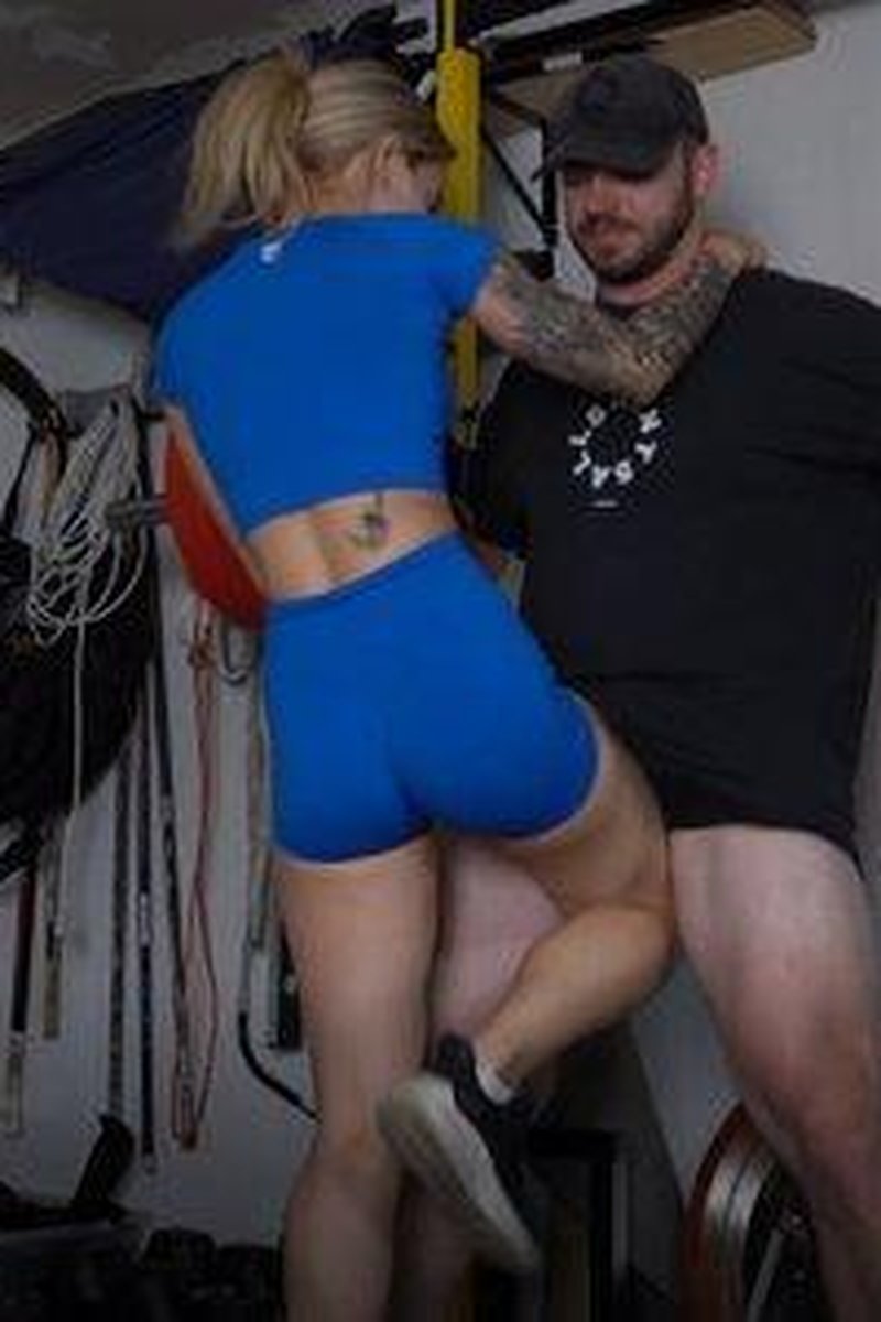 Bondage Ballbusting 2025 - Screenshot 1 of 4 - Bondage