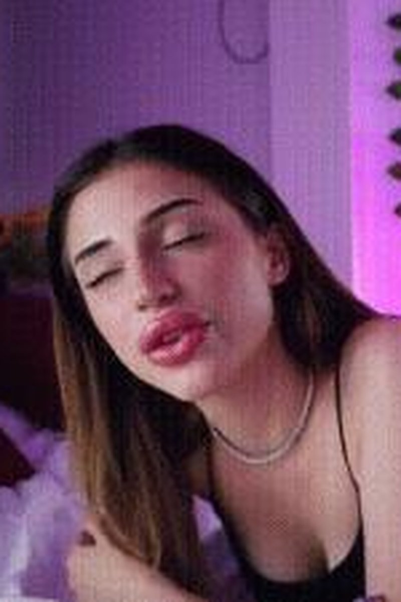 Replacing You - Screenshot 1 of 4 - Big Tits