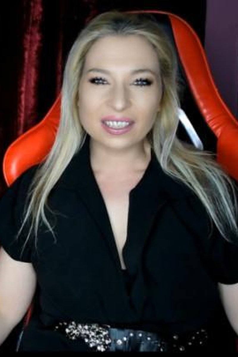 Transform Products - Screenshot 1 of 4 - Femdom