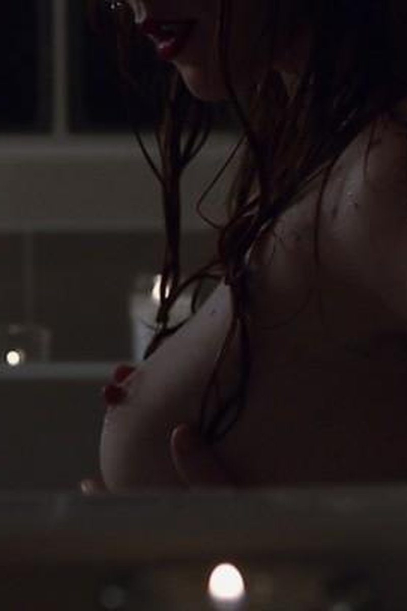 Bath Light - Screenshot 1 of 4 - Bathroom