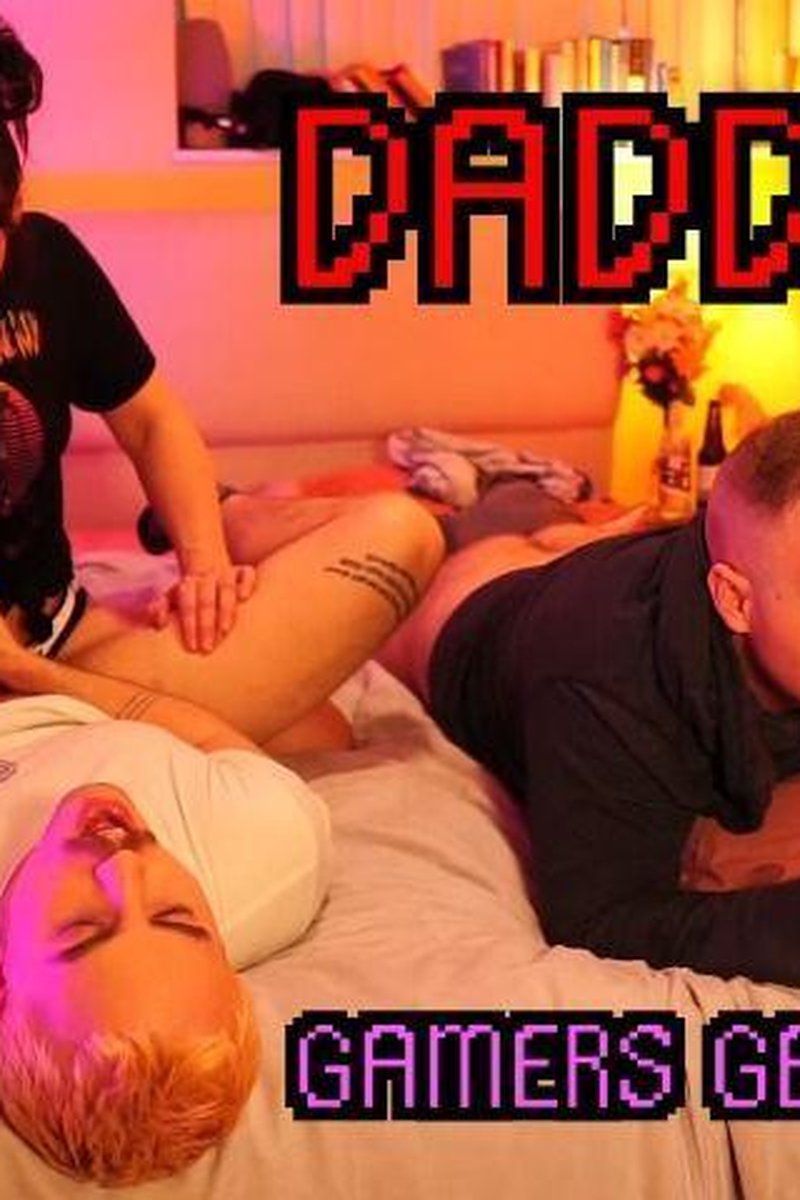 Gamers Getting Pegged - Screenshot 1 of 4 - Cum Play