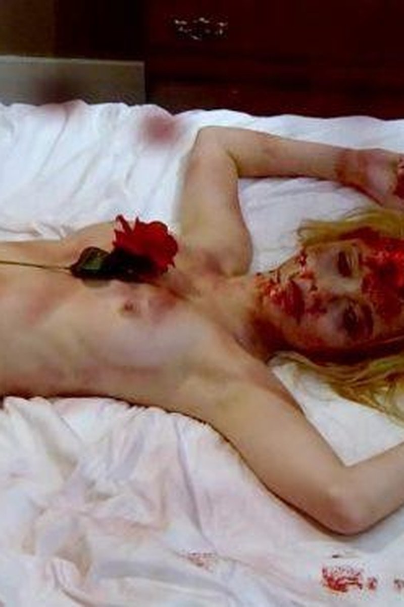 Fatal Obsession - Screenshot 1 of 4 - Beat To Death