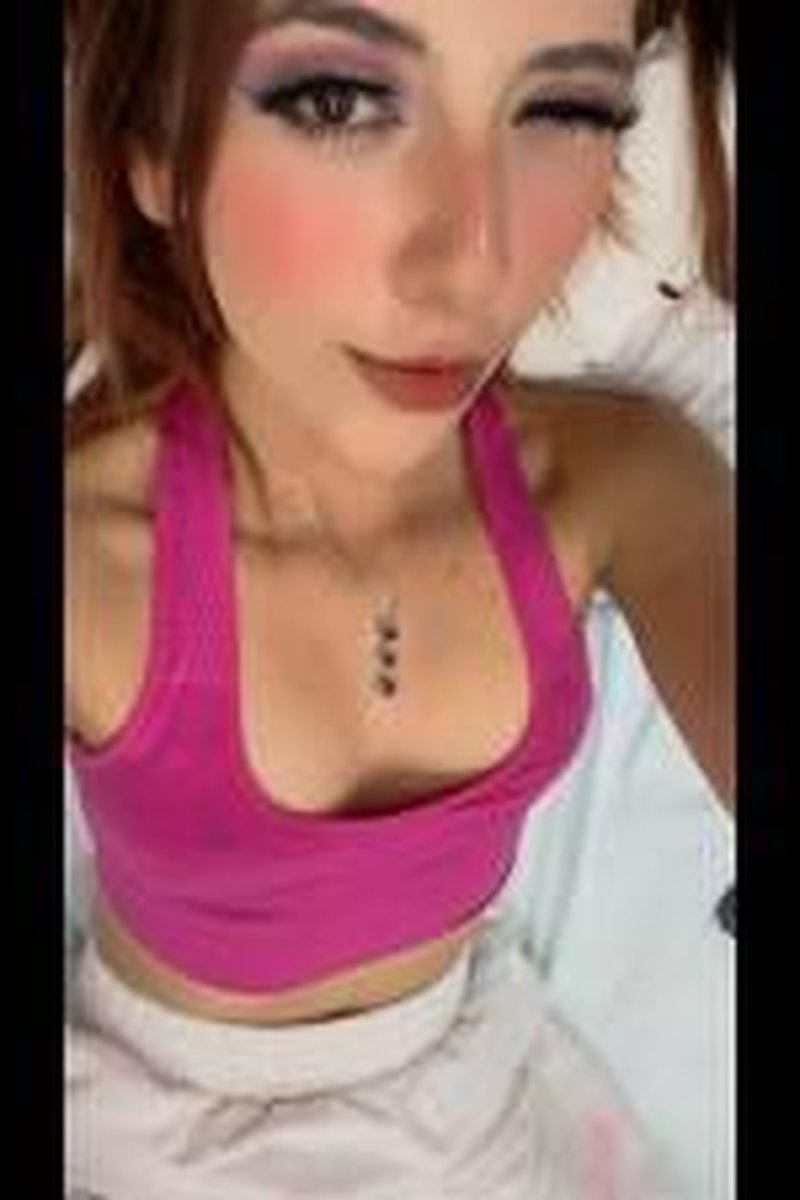 Kiss For U - Screenshot 1 of 4 - Alternative Look