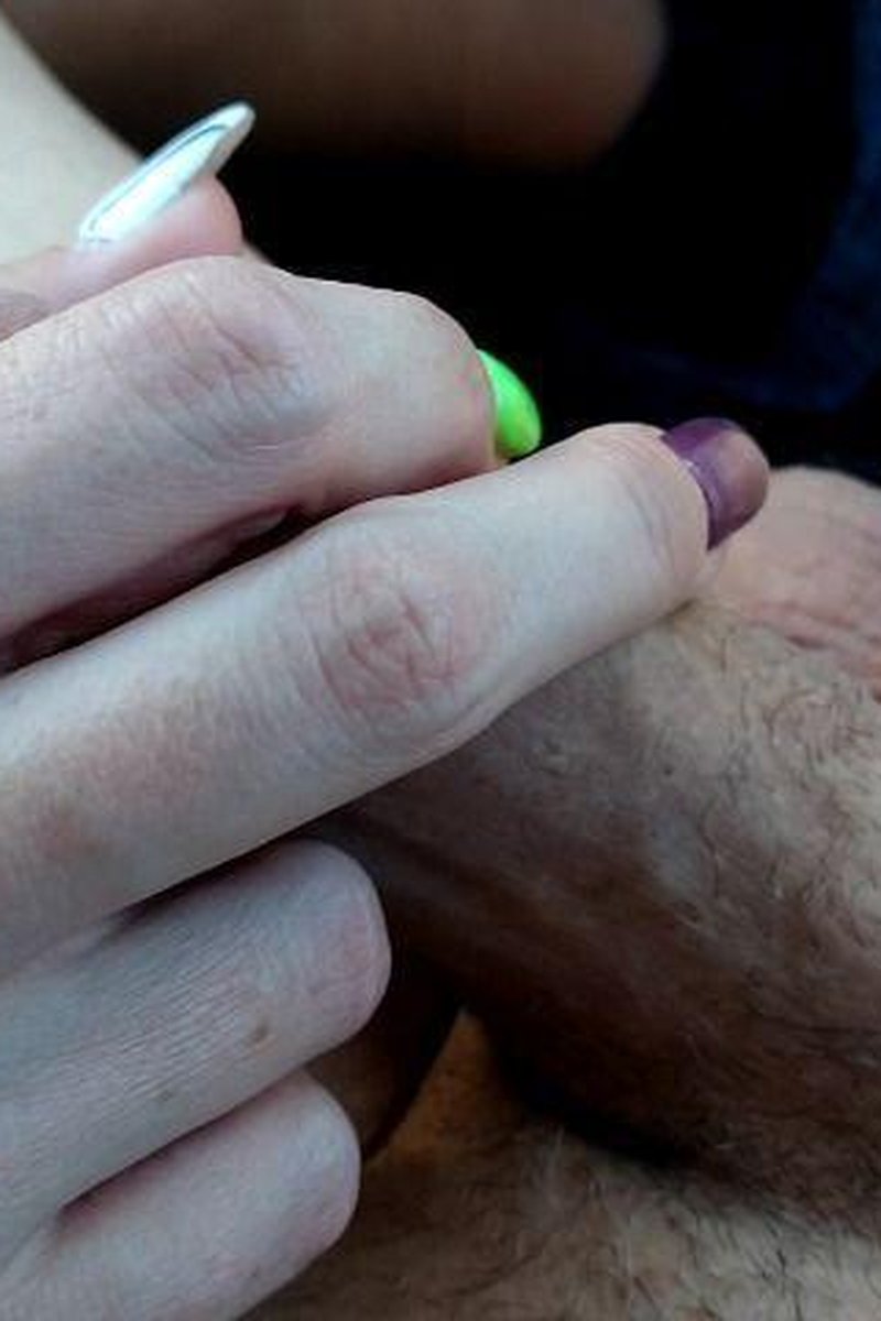 Handjob On Car Ride - Screenshot 1 of 4 - Amateur