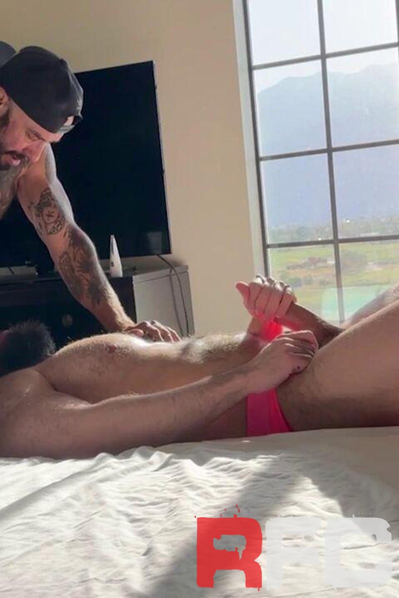 Gareth Loves Cum, Exhibit 1: Lord Vigor - Screenshot 1 of 4 - Big Muscle Guys