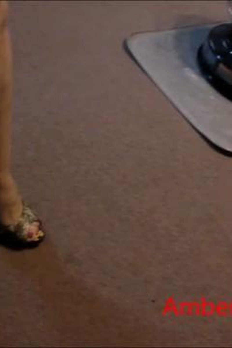 Spank Me - Screenshot 1 of 4 - Amber Connors