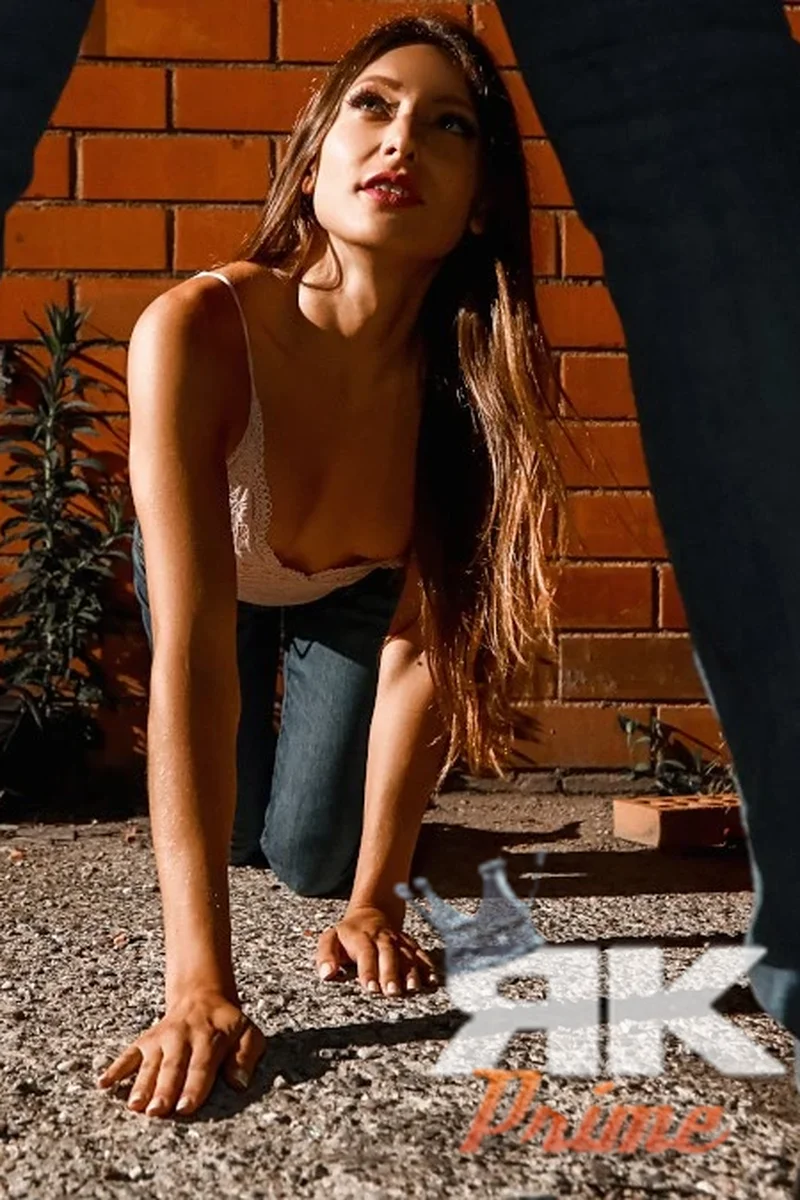 Curbed 2 - Screenshot 1 of 4 - All Sex