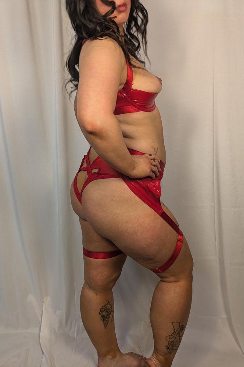 Fire Engine Red - Screenshot 1 of 4 - Amateur