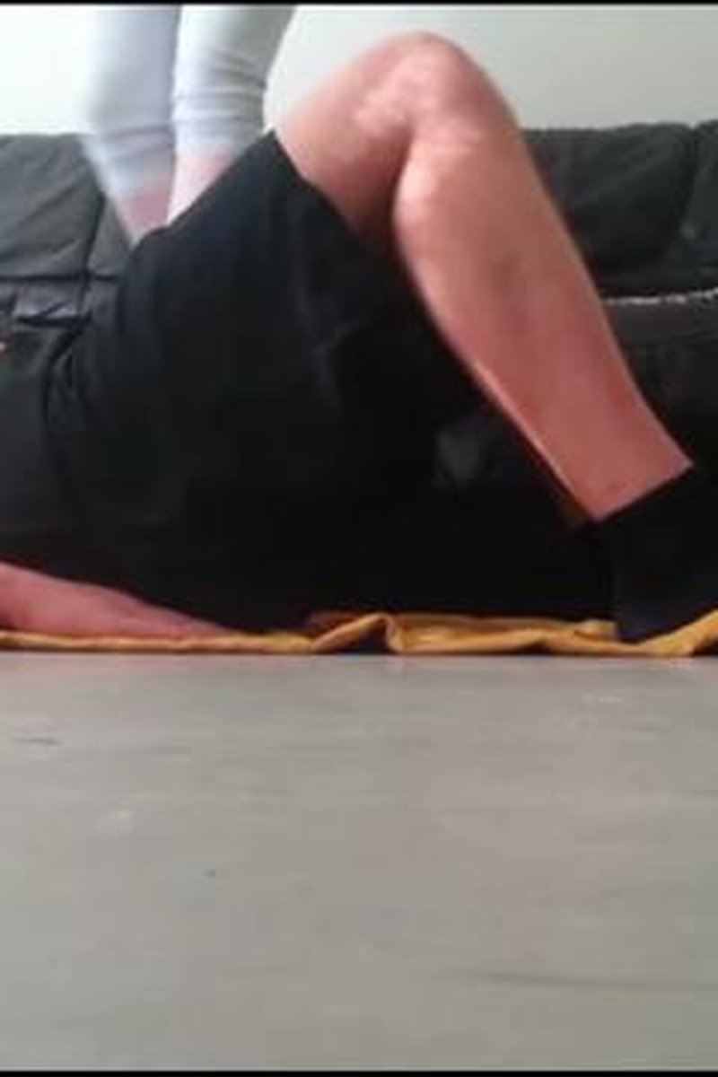 Belly Kicking - Screenshot 1 of 4 - BDSM
