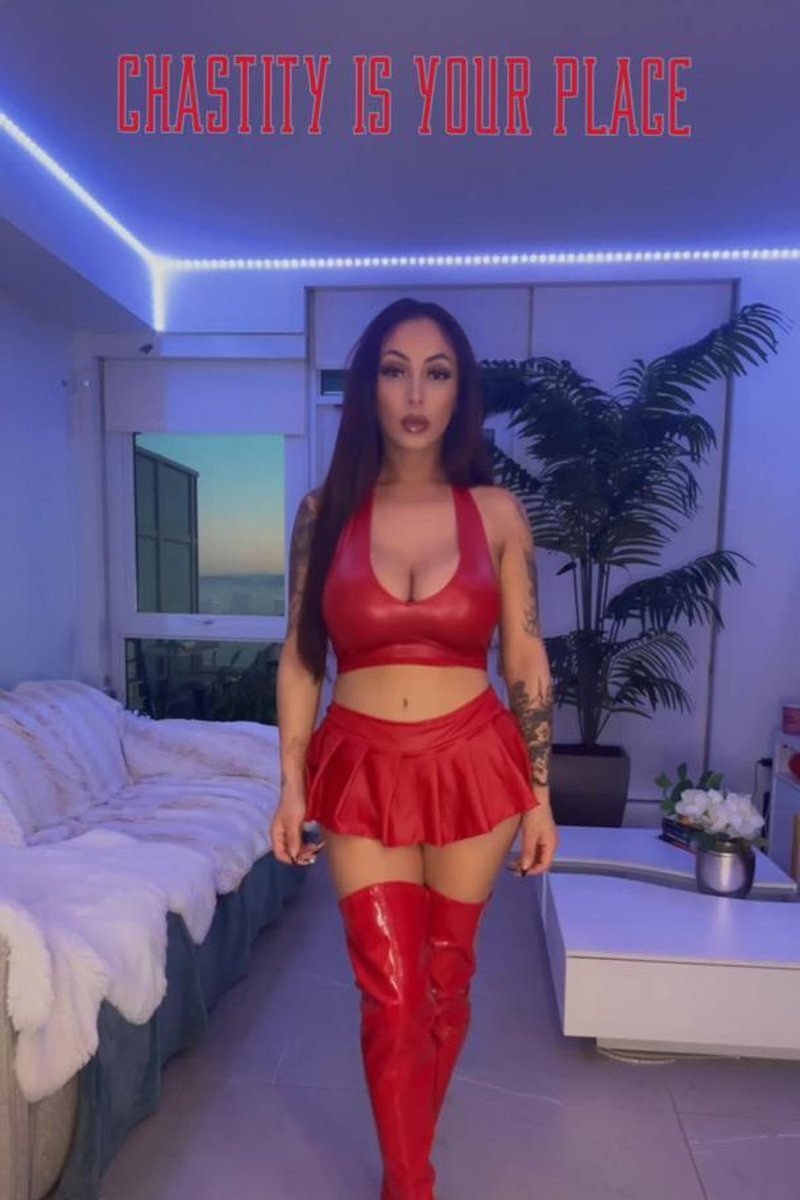 Caged, Controlled, Completely Mine - Screenshot 1 of 4 - Ass Worship