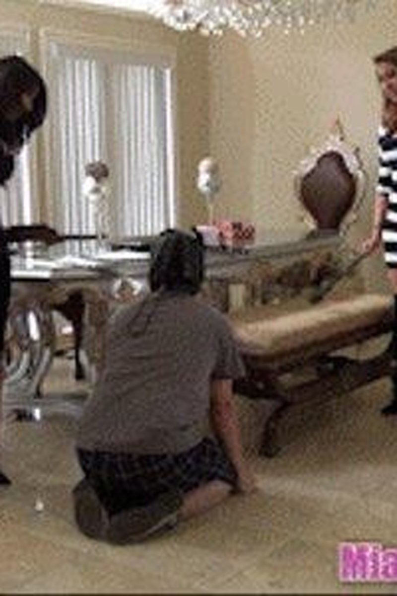 Shocking Doggboy (Sd) - Screenshot 1 of 4 - Pet Play