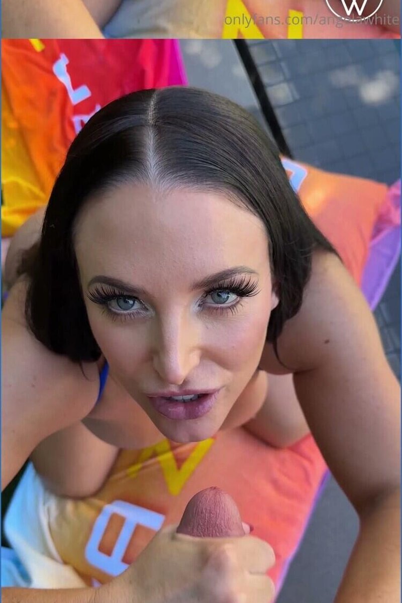 Poolside Problem - Screenshot 1 of 4 - Big Tits