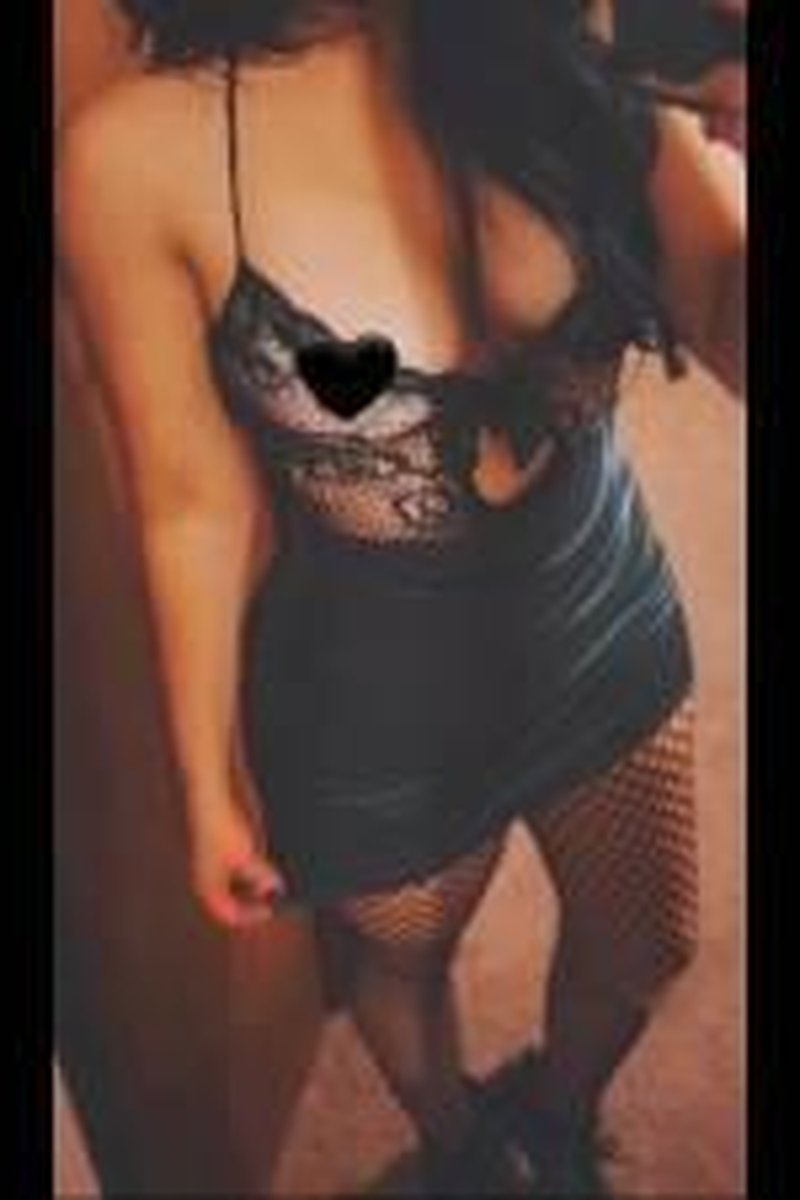 Pasties - Screenshot 1 of 4 - Natural Tits