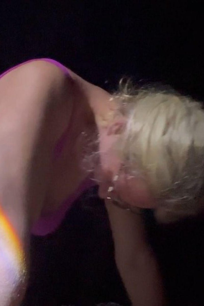 Craziest Workout Ever And Torn My Leggings While Squatting - Screenshot 1 of 4 - Health And Fitness