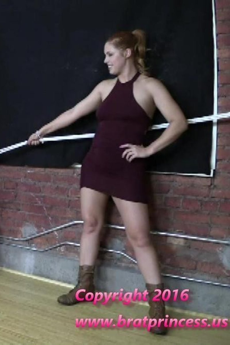 Amadahy Edyn and Mia - Now You Can't Close Your Legs (1080 HD) - Screenshot 1 of 4 - Domination