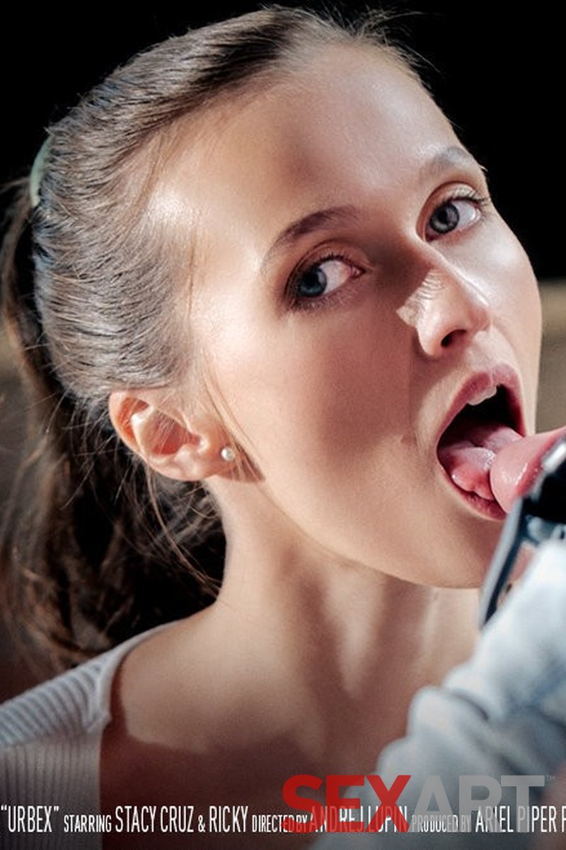 Urbex - Screenshot 1 of 4 - Ass Fetish