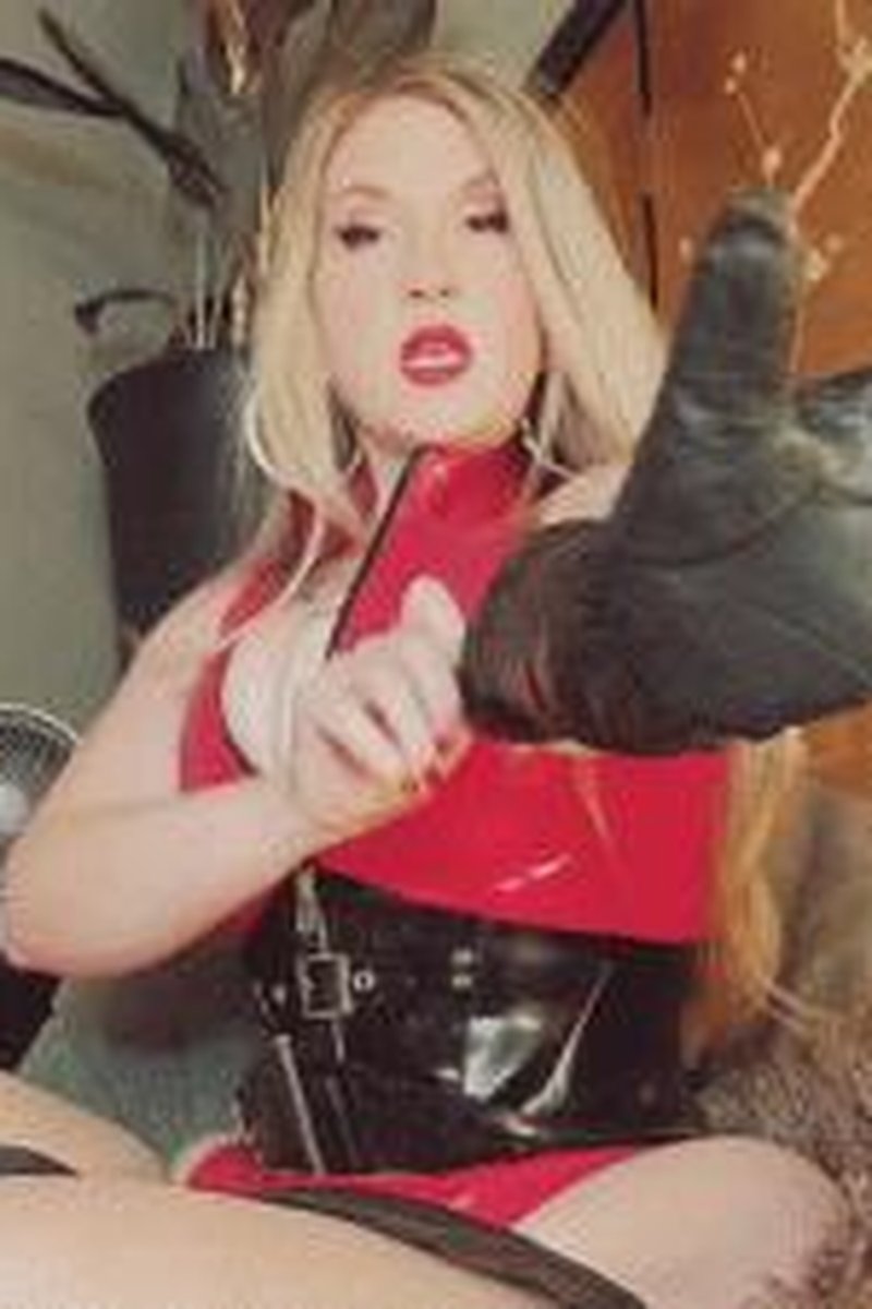 Leather Goddess Slave Reprogramming - Screenshot 1 of 4 - Blonde Hair (Female)