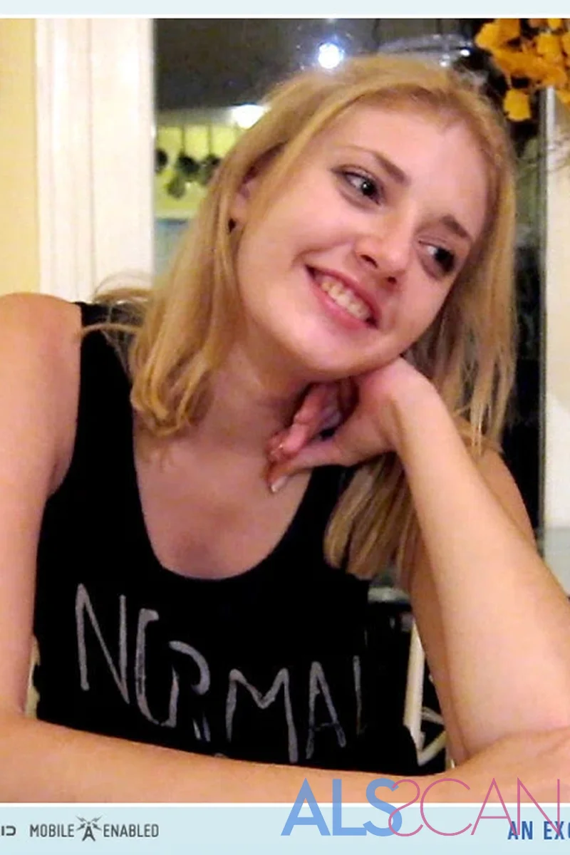 Interview - Screenshot 1 of 4 - Behind The Scenes